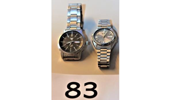 2 div horloges SEIKO 7526 , werking niet gekend, met  gebruikssporen